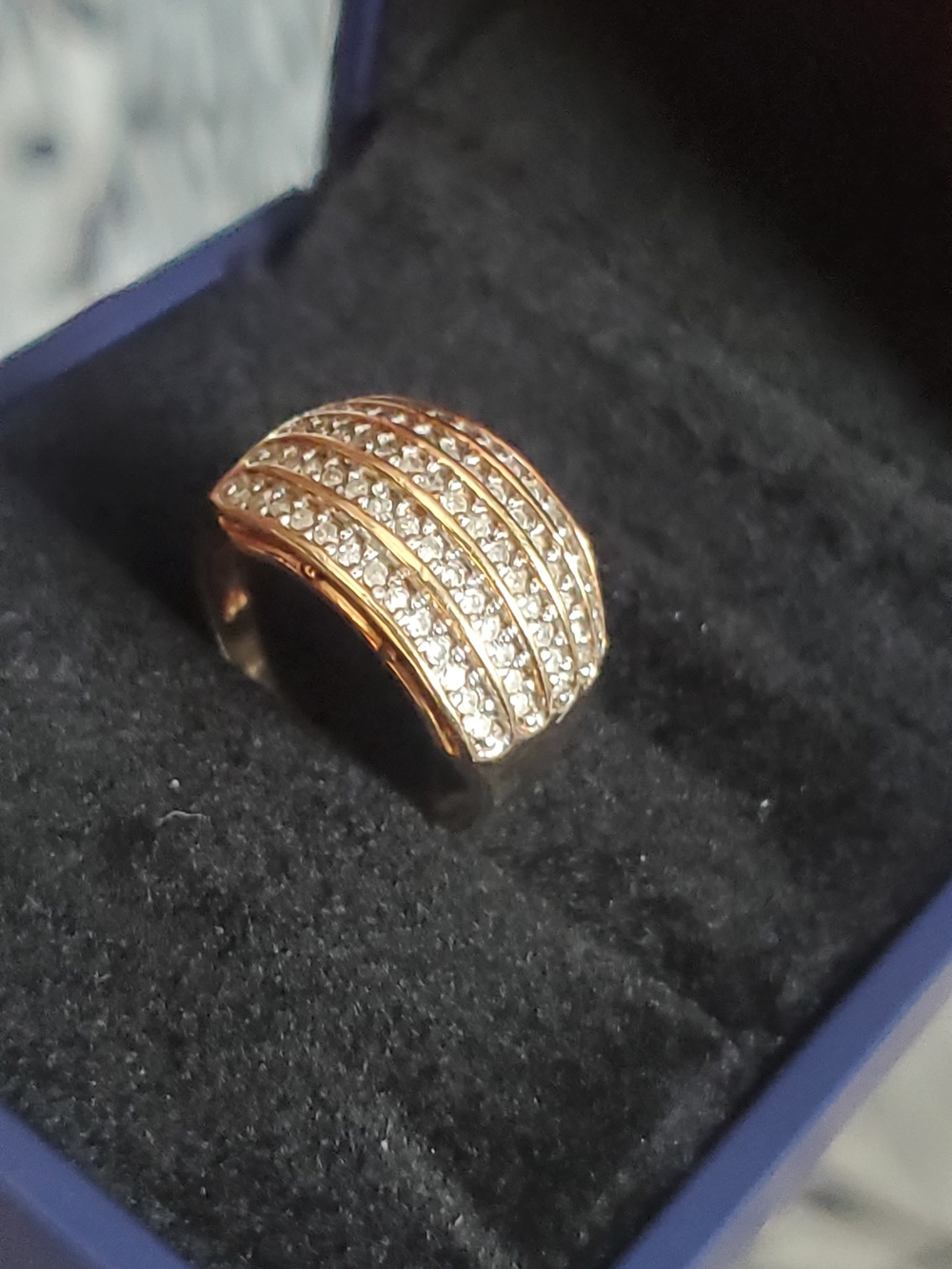 Diamond Gold Dome Ring for Women. Size 7